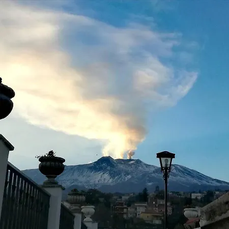 Petralava Etna 3*