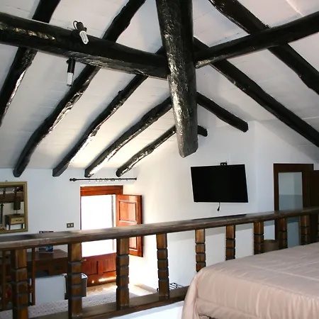 Petralava Etna Bed & Breakfast