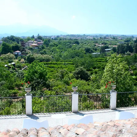 Petralava Etna Bed & Breakfast 3*